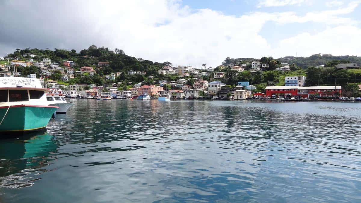 Blick auf Carenage, Hafenbucht, St. George's, Grenada