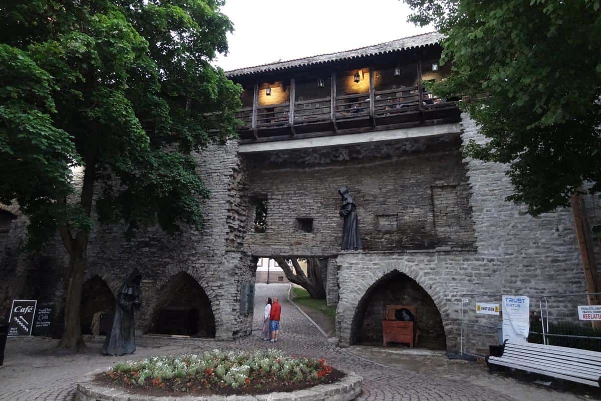 Innere Stadtmauer auf dem Domberg