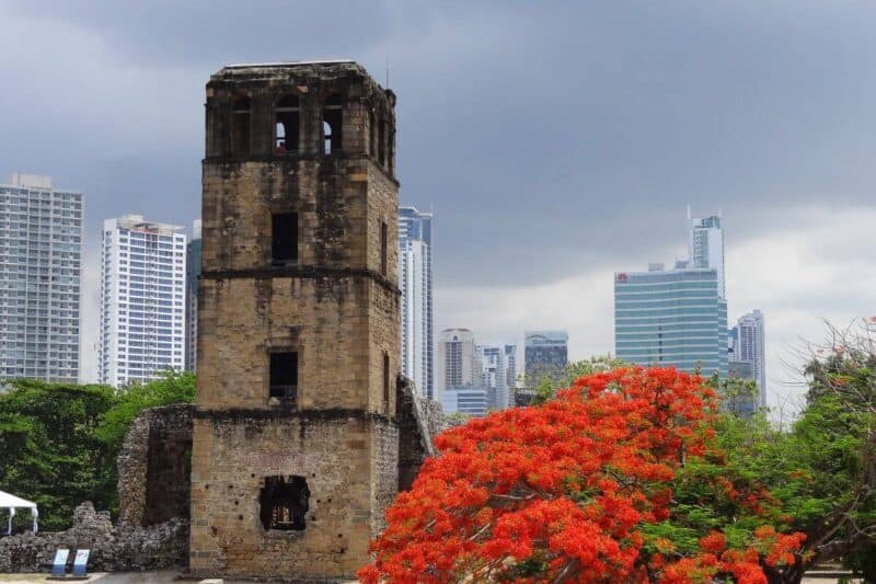 Turmruine in Panama Viejo