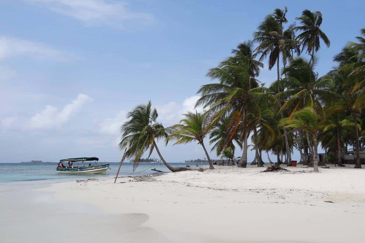 Entdecke Panama in 7 Tagen: Dein Reiseplan für Panama City, Panamakanal, San Blas Islands und mehr. Kultur und viel Natur warten auf dich!